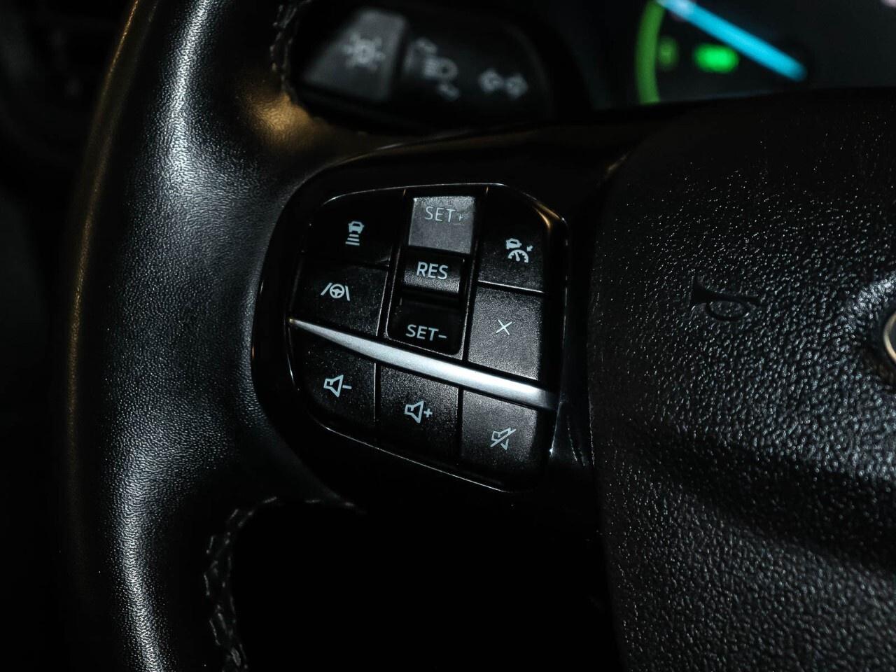 2022 Ford Escape SE Hybrid AWD Photo