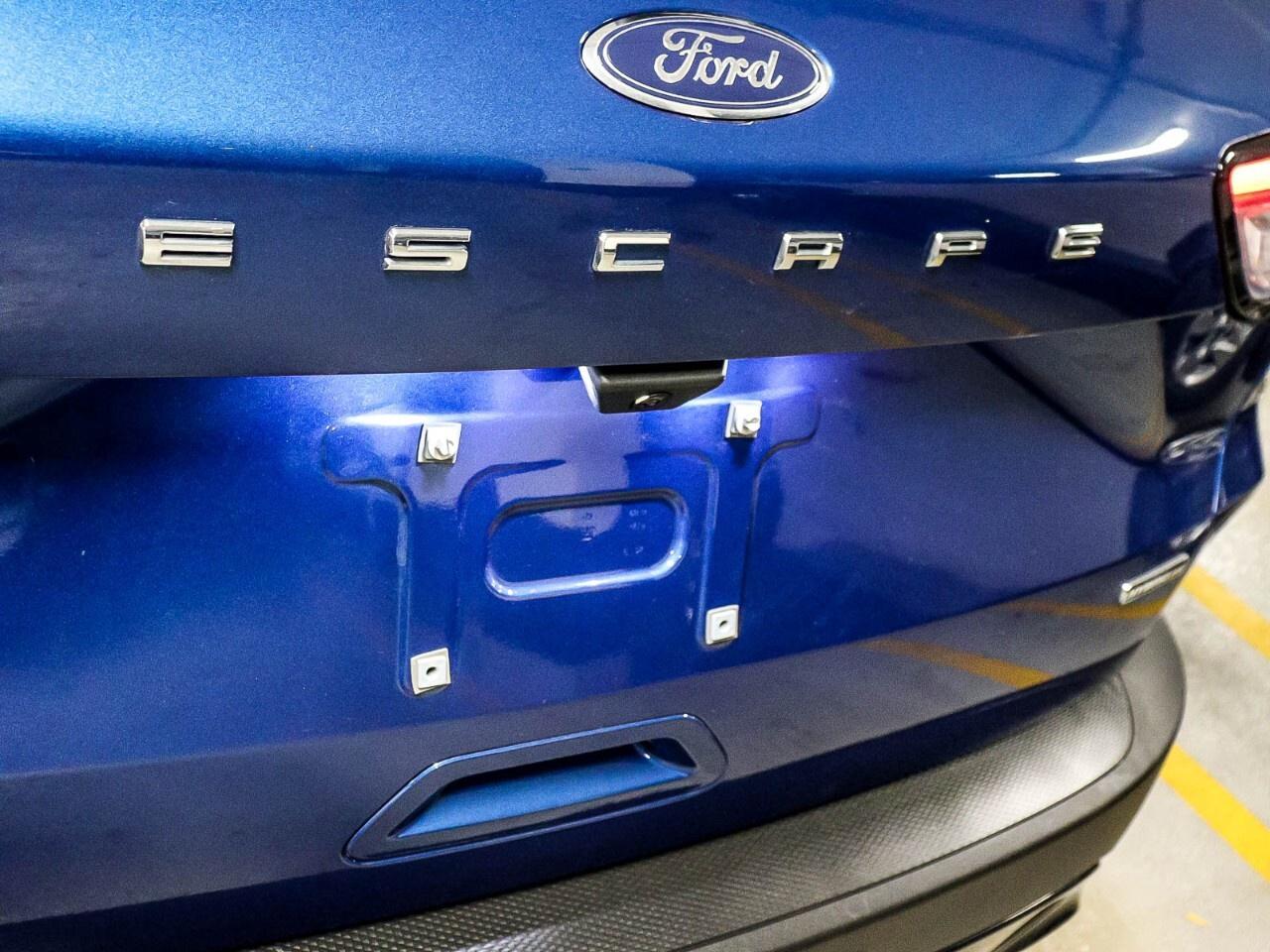 2022 Ford Escape SE Hybrid AWD Photo