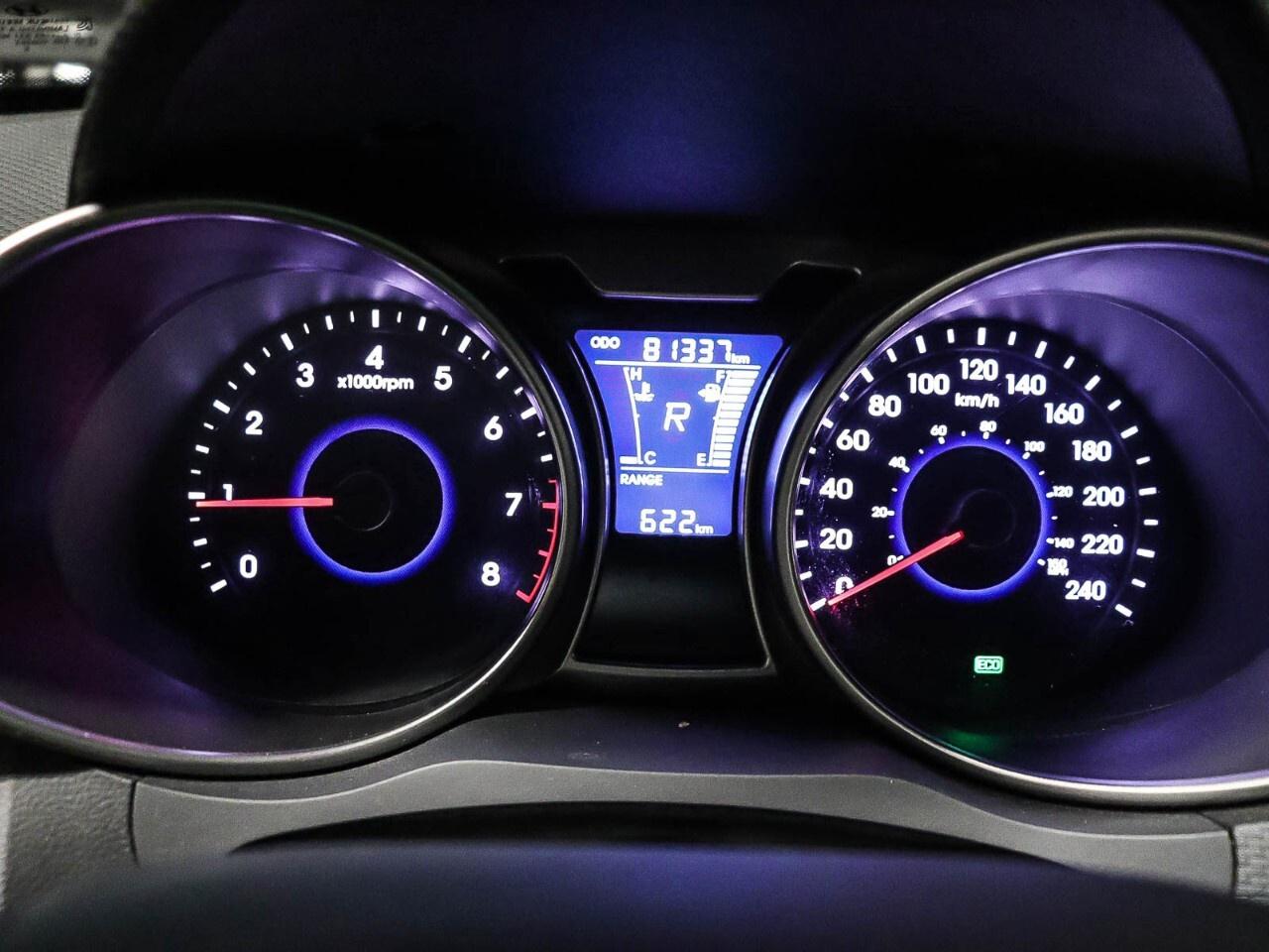 2016 Hyundai Veloster 3dr Cpe Auto Tech Photo