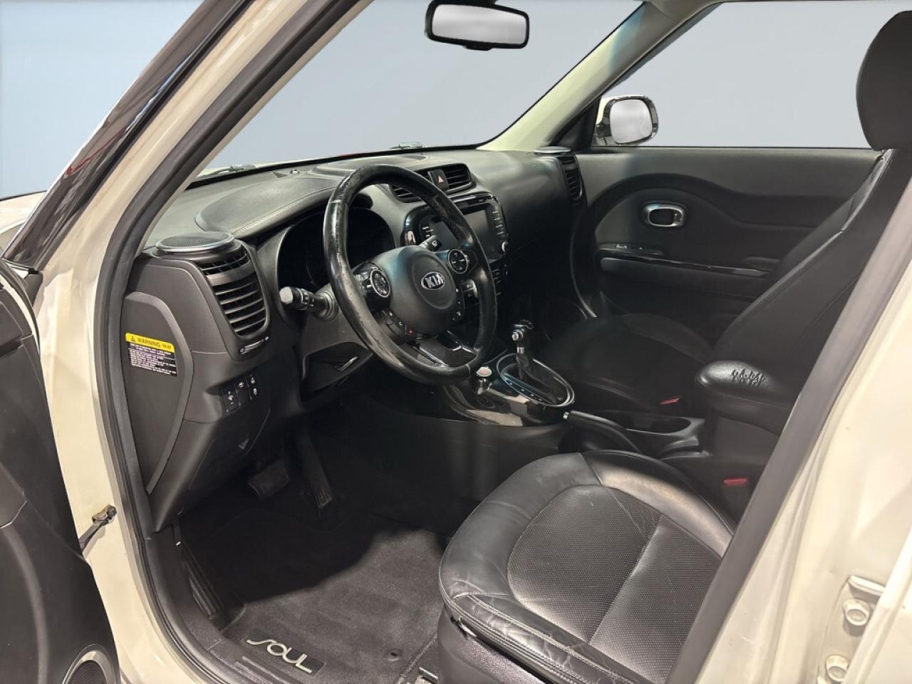 2016 Kia Soul Auto EX / Back Up Cam / Bluetooth / Heated Seats / Photo