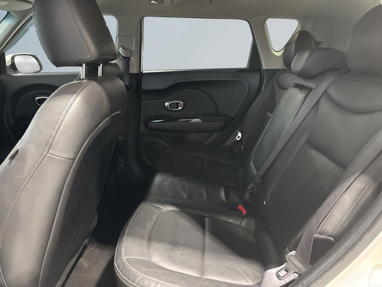 2016 Kia Soul Auto EX / Back Up Cam / Bluetooth / Heated Seats / Photo