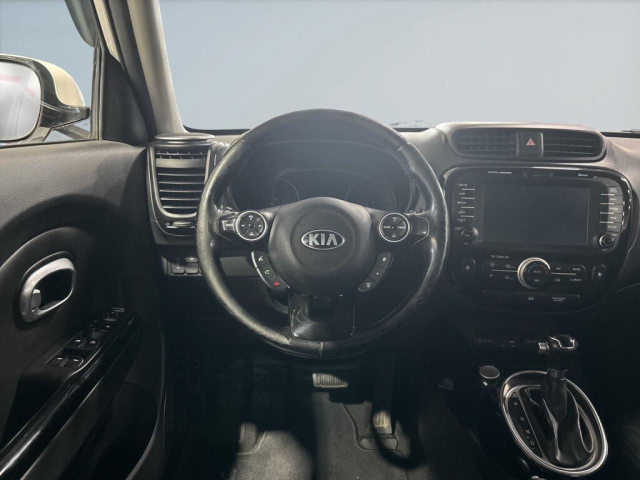 2016 Kia Soul Auto EX / Back Up Cam / Bluetooth / Heated Seats / Photo