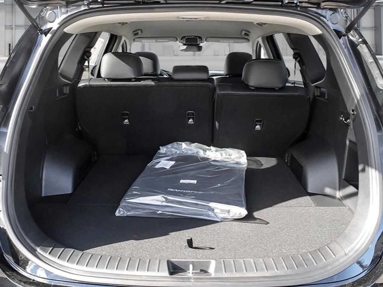 2023 Hyundai Santa Fe URBAN AWD Photo