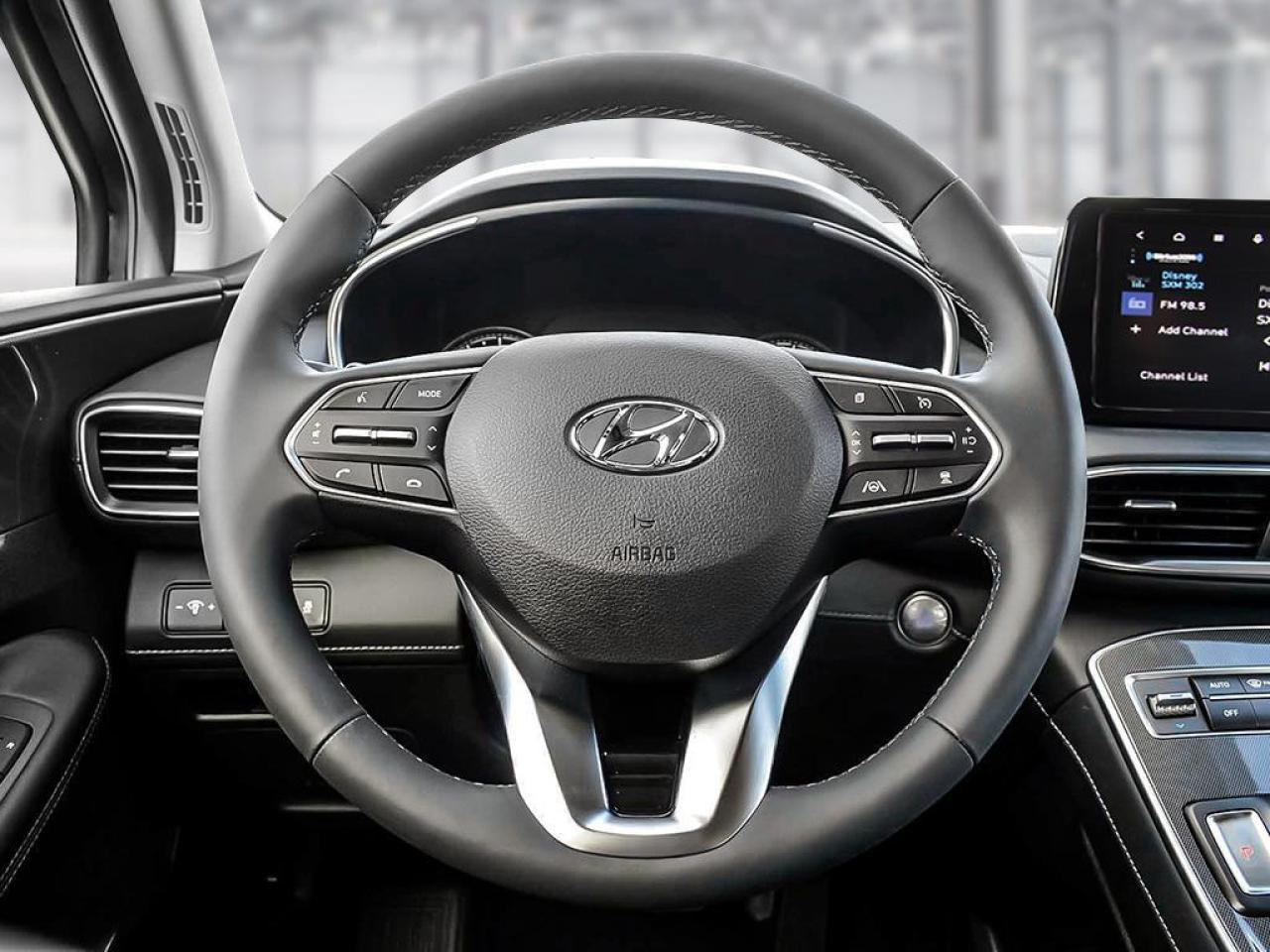 2023 Hyundai Santa Fe URBAN AWD Photo