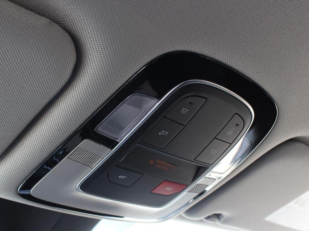 2023 Hyundai Santa Fe URBAN AWD Photo