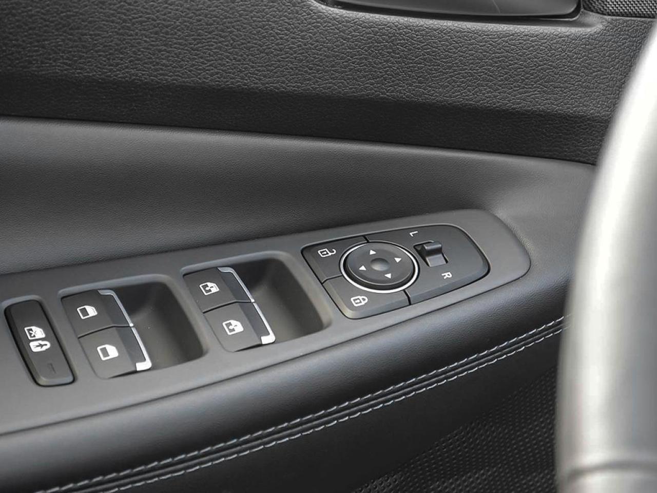 2023 Hyundai Santa Fe URBAN AWD Photo