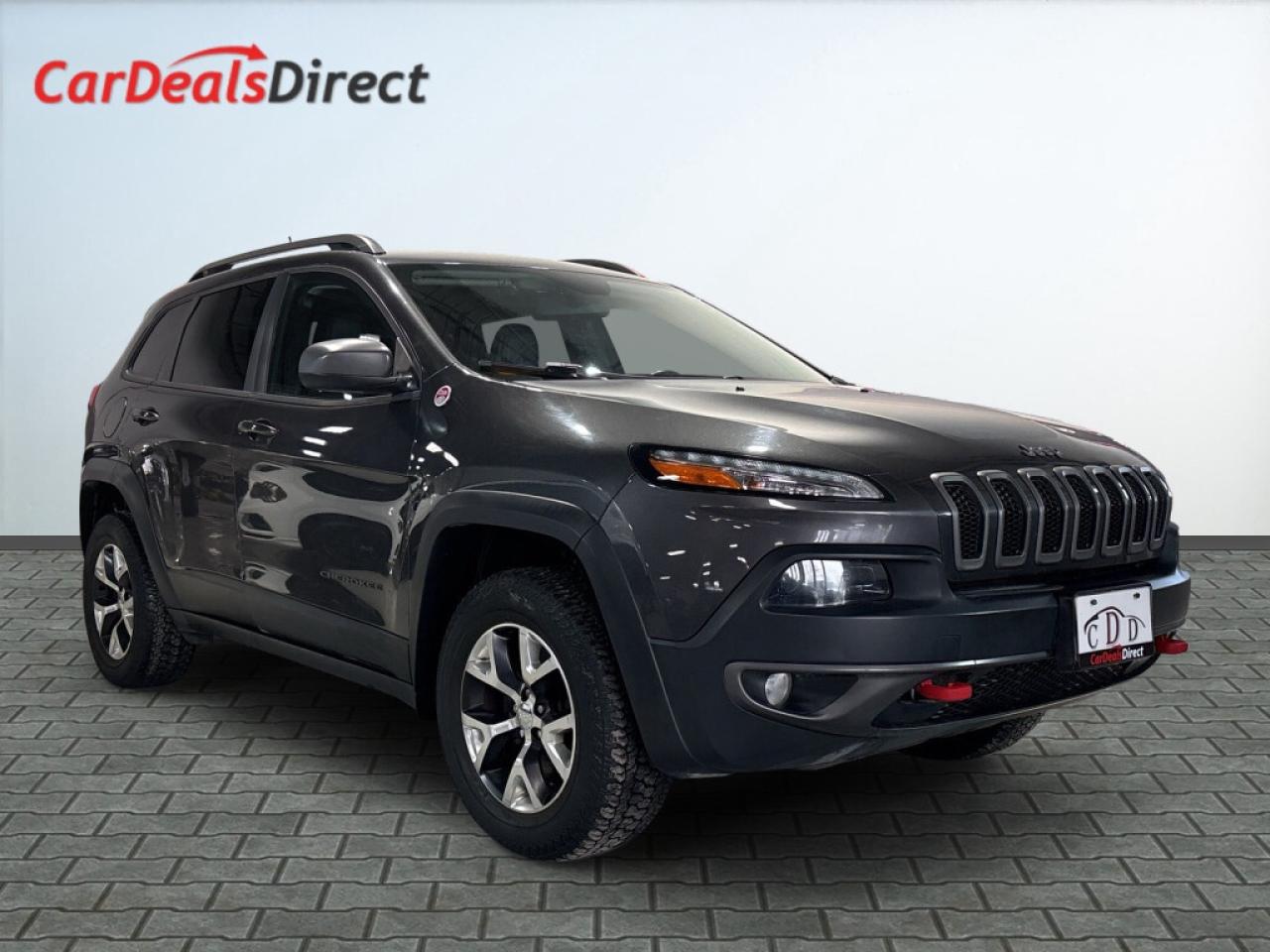 2016 Jeep Cherokee Rugged Luxury Trailhawk 4x4   Leather Heated Seats Photo0