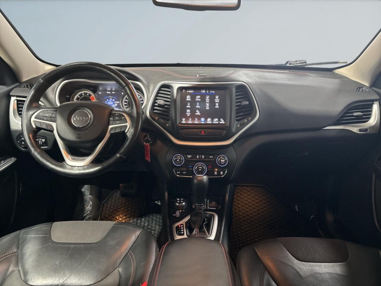 2016 Jeep Cherokee Rugged Luxury Trailhawk 4x4   Leather Heated Seats Photo