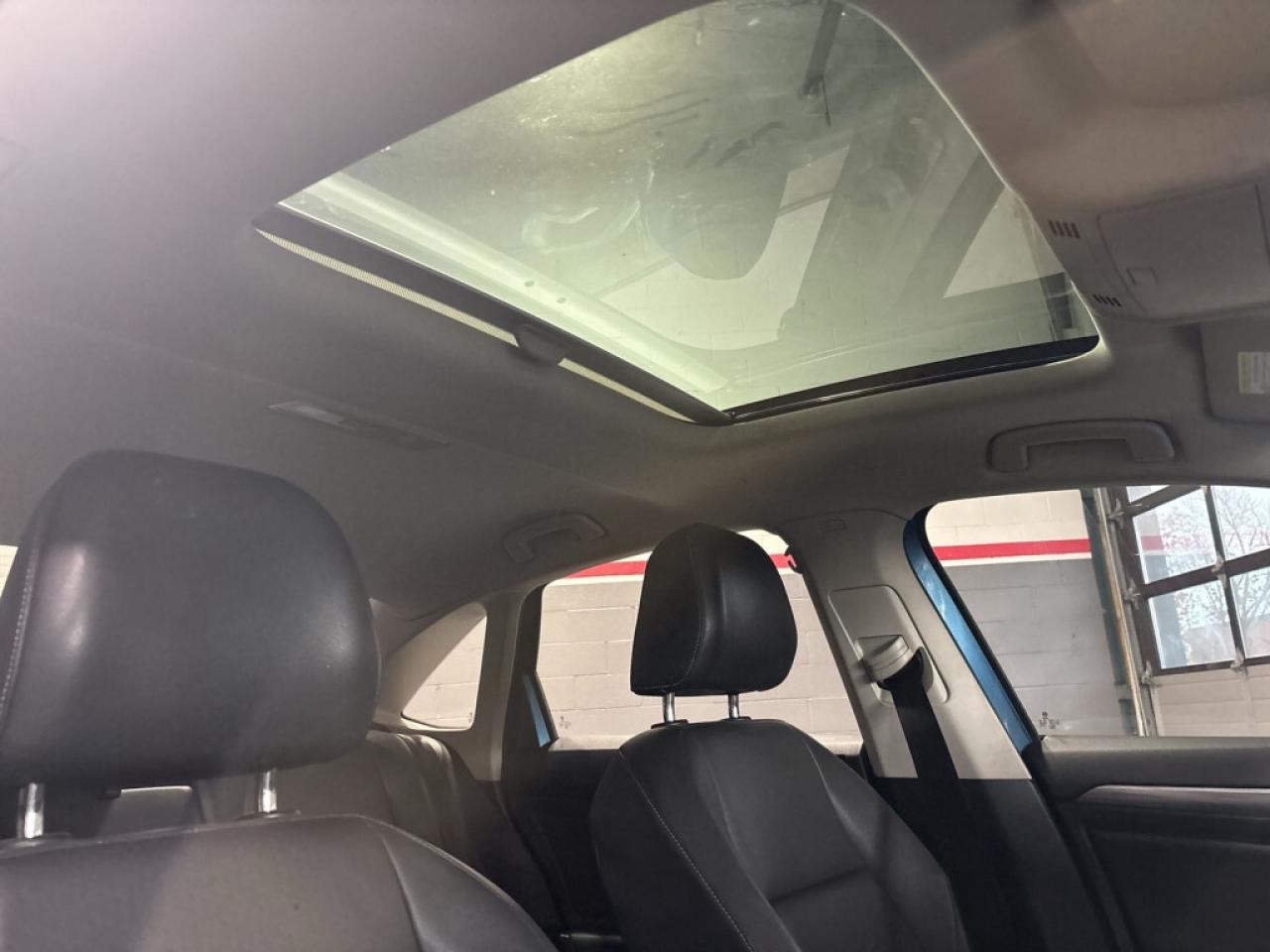 2019 Volkswagen Jetta Highline/Leather/NAVI/Sunroof/Ba cam/Drive Assist/ Photo