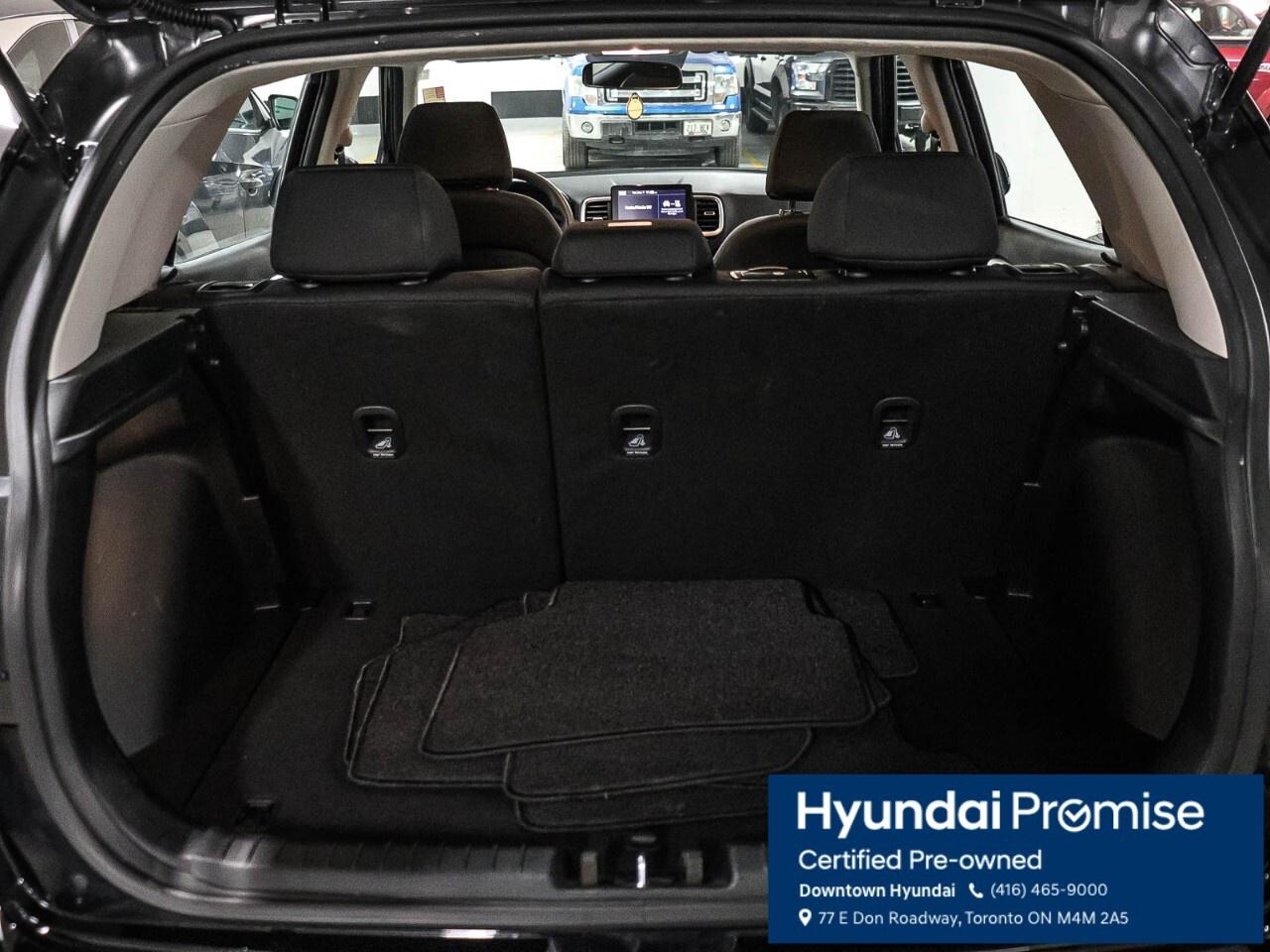 2022 Hyundai Venue Essential IVT Photo