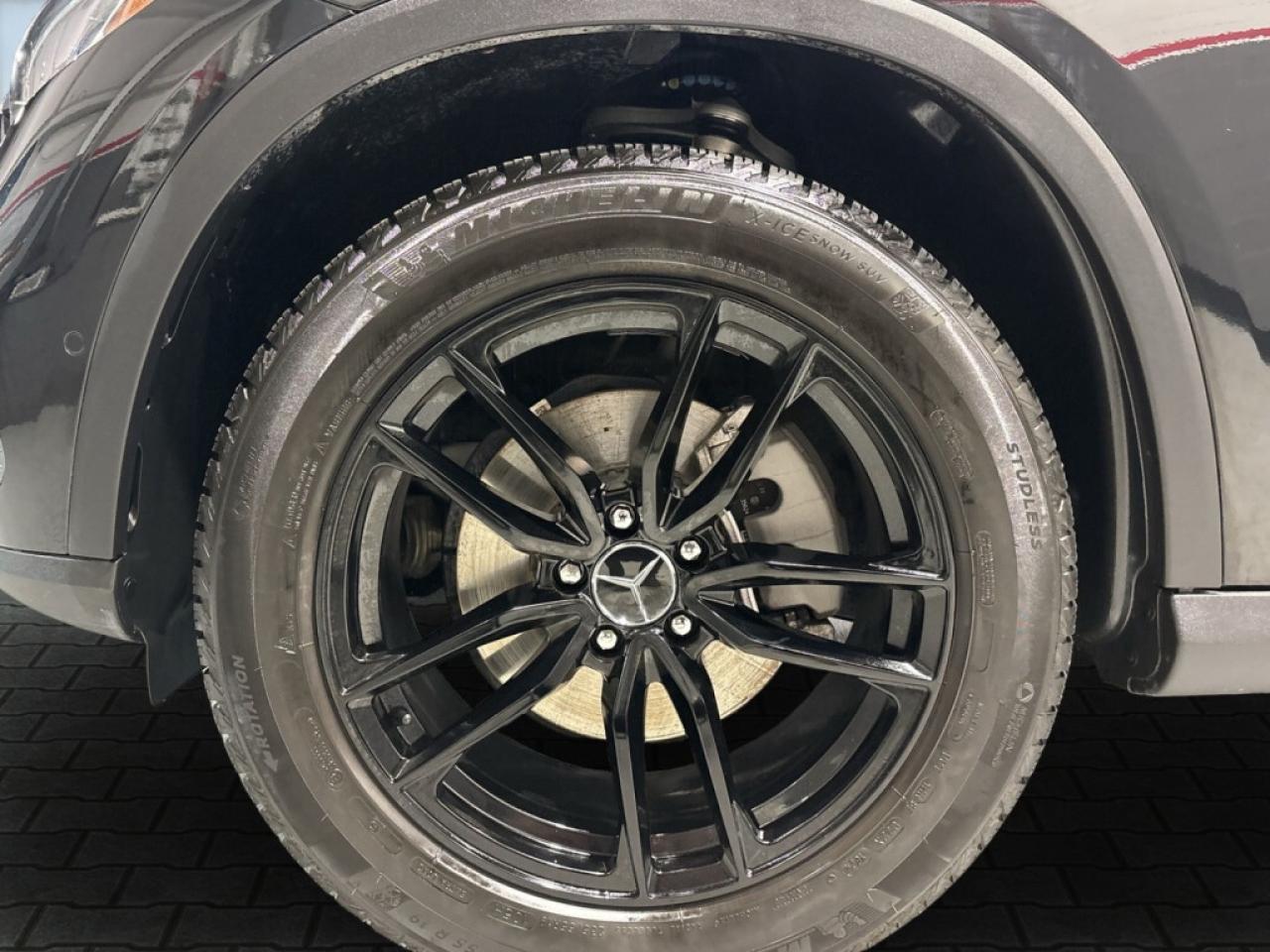 2024 Mercedes-Benz GLC-Class GLC 300 4MATIC/ NAVI/Sunroof/Leather/Car Play/Clea Photo