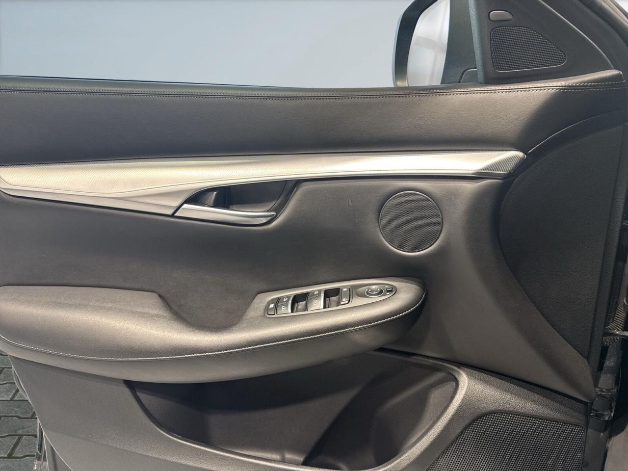 2021 Infiniti QX50 LUXE AWD / Sunroof / Android Carplay / Leather / D Photo