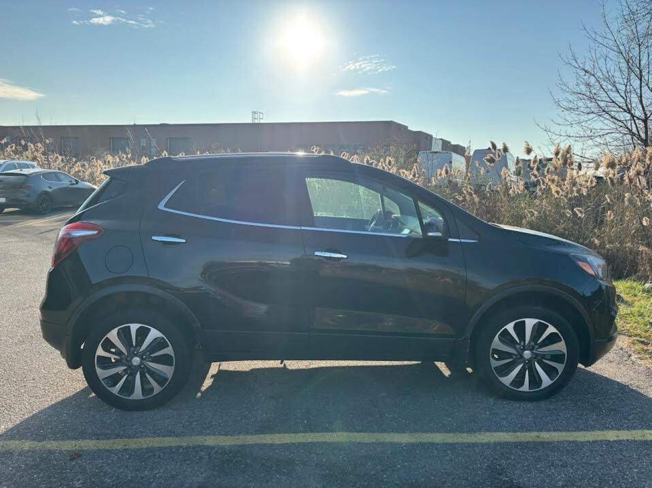 2019 Buick Encore AWD / Essence / Leather / Heated Seats / Remote St Photo
