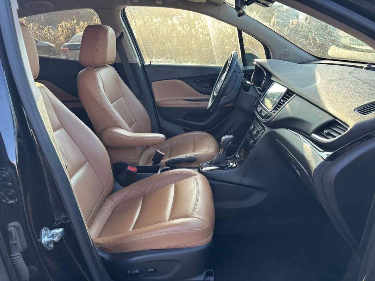 2019 Buick Encore AWD / Essence / Leather / Heated Seats / Remote St Photo