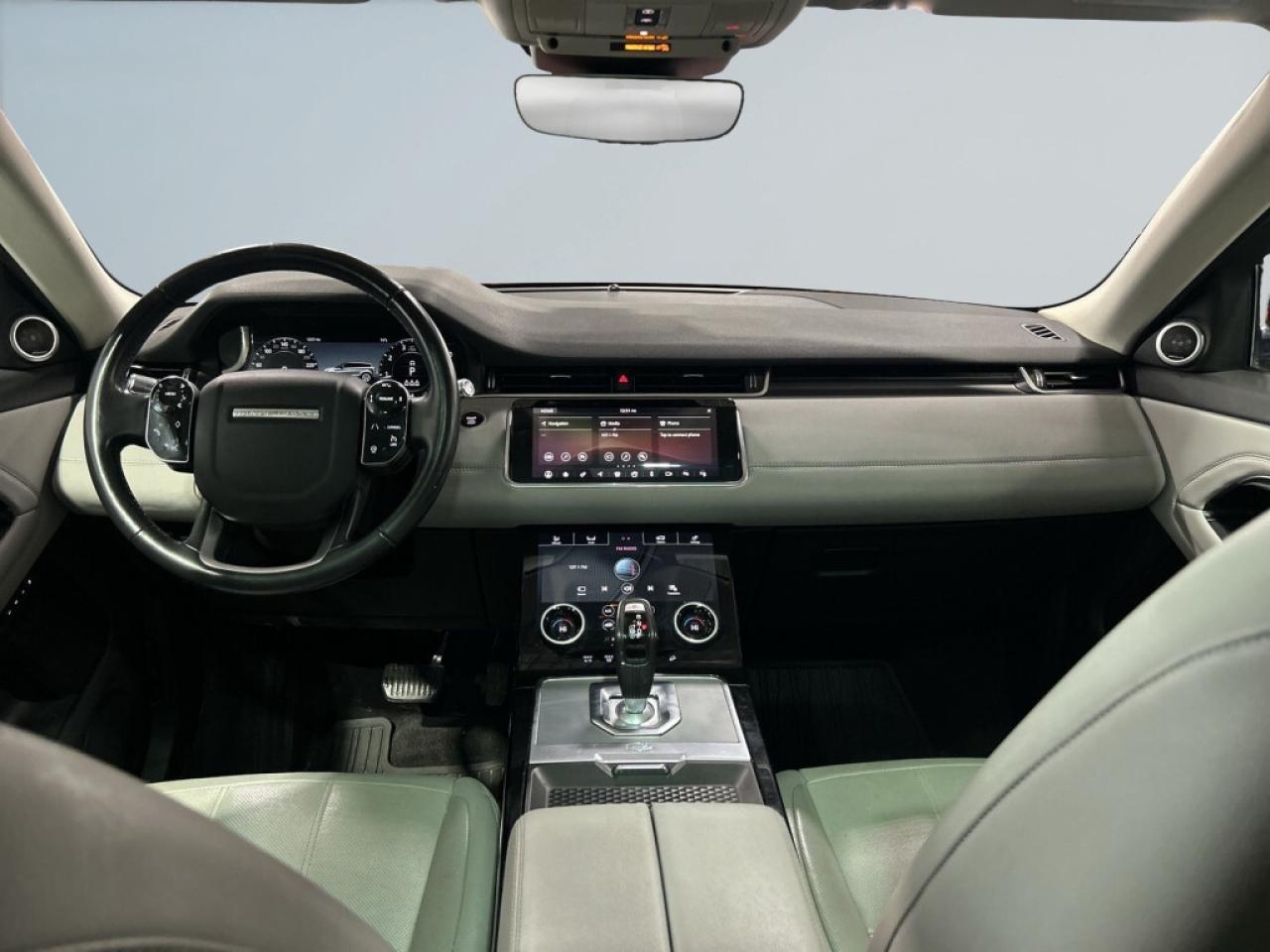 2020 Land Rover Range Rover Evoque P250 SE / Leather / NAVI / Sunroof / Drive Assist Photo