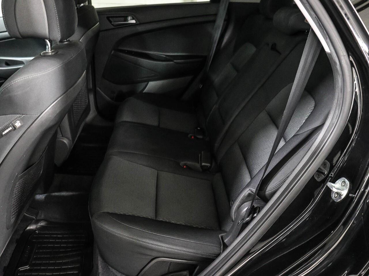 2017 Hyundai Tucson FWD 4dr 2.0L Premium Photo