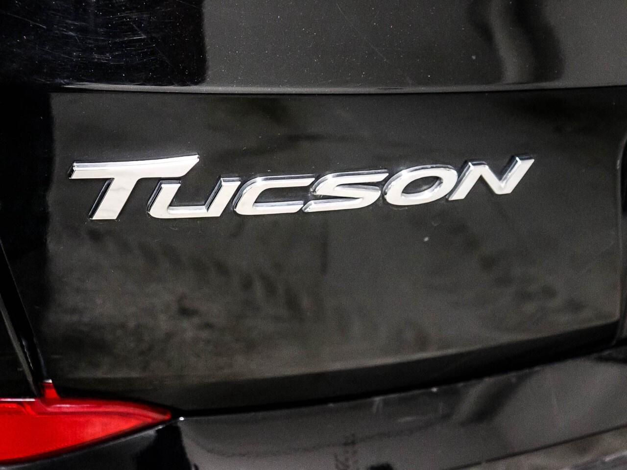 2017 Hyundai Tucson FWD 4dr 2.0L Premium Photo