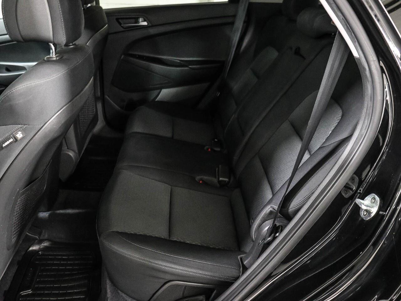 2017 Hyundai Tucson FWD 4dr 2.0L Premium Photo