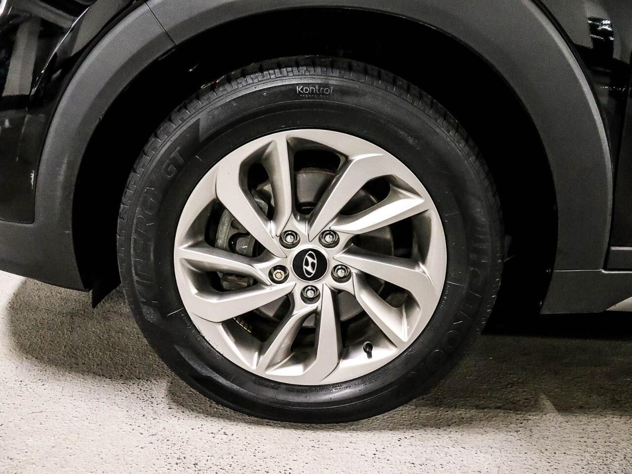 2017 Hyundai Tucson FWD 4dr 2.0L Premium Photo