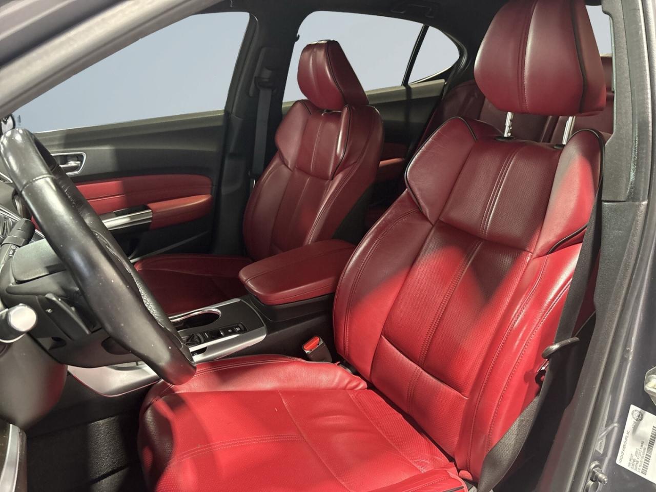 2020 Acura TLX Tech A-Spec / Leather / Sunroof / NAVI / Drive Ass Photo