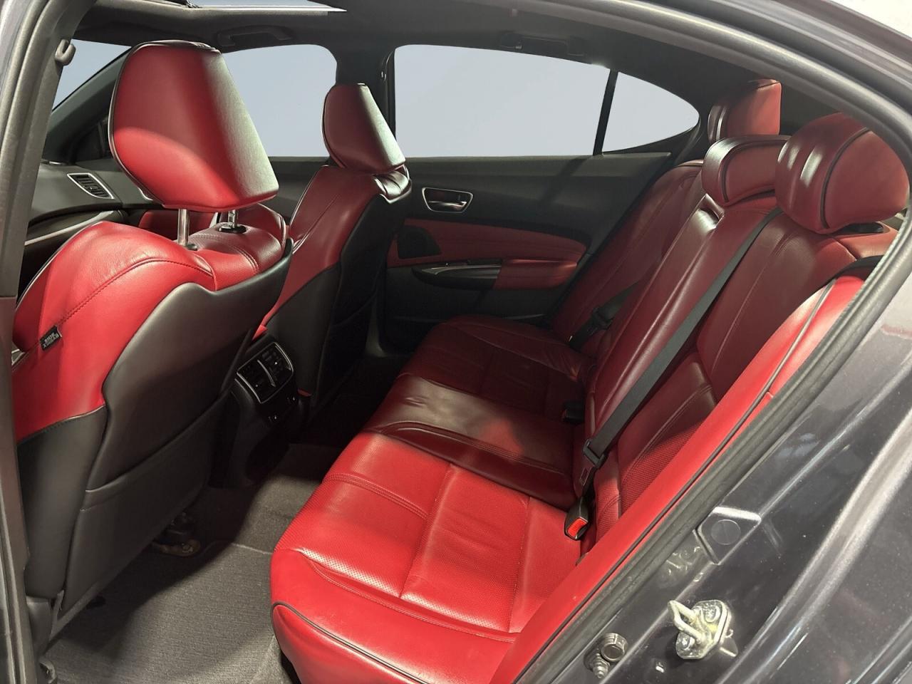 2020 Acura TLX Tech A-Spec / Leather / Sunroof / NAVI / Drive Ass Photo