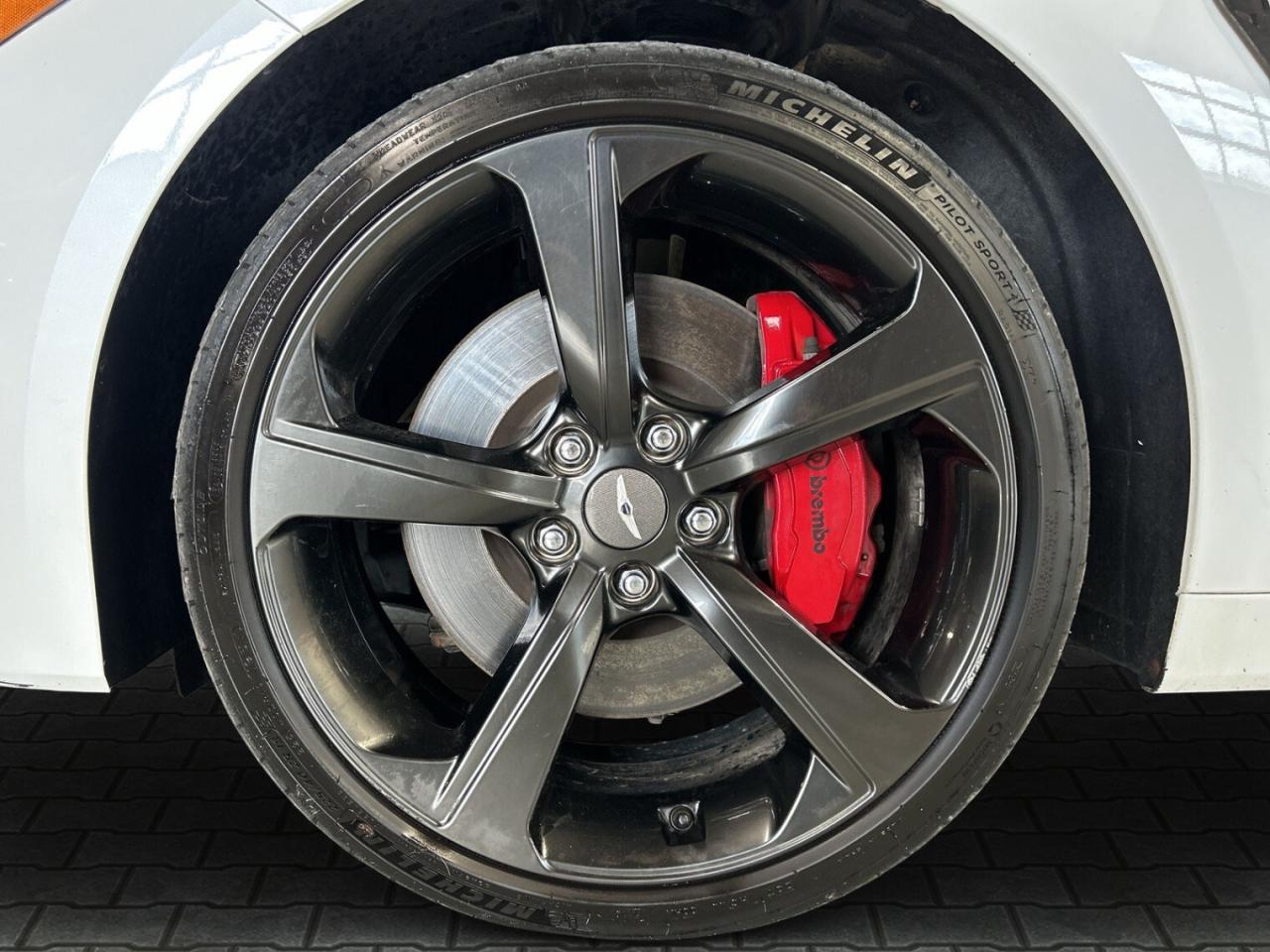 2021 Genesis G70 3.3T Sport AWD / Leather / Sunroof / Bluetooth / C Photo