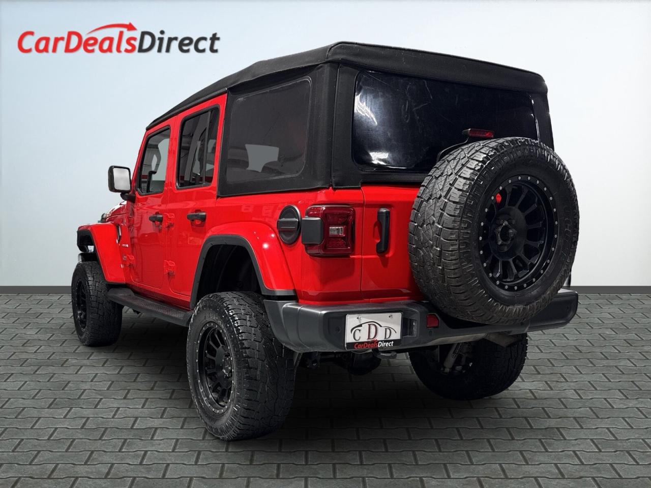 2021 Jeep Wrangler Unlimited Sahara 4x4 / Leather / NAVI / Remote Sta Photo
