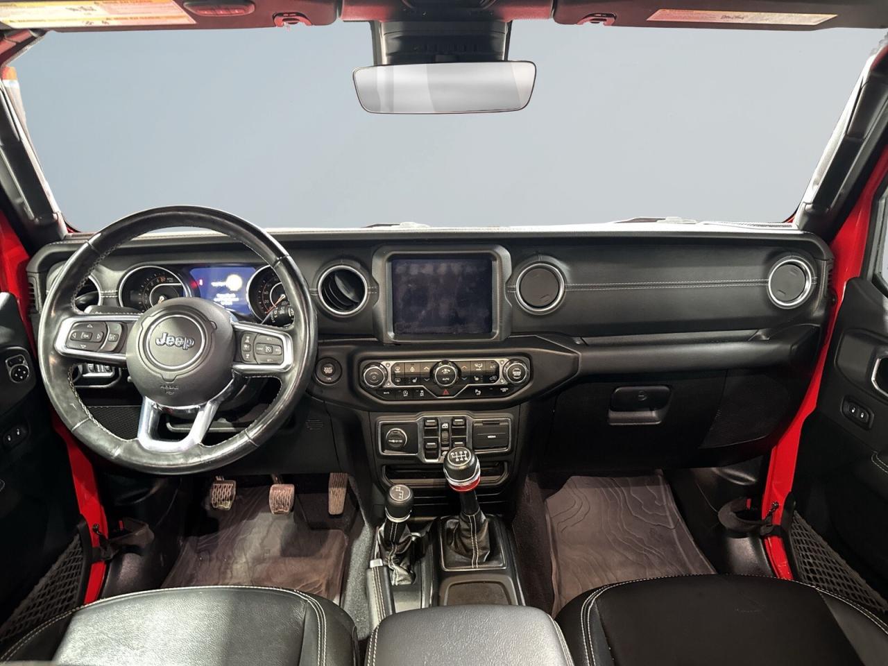 2021 Jeep Wrangler Unlimited Sahara 4x4 / Leather / NAVI / Remote Sta Photo