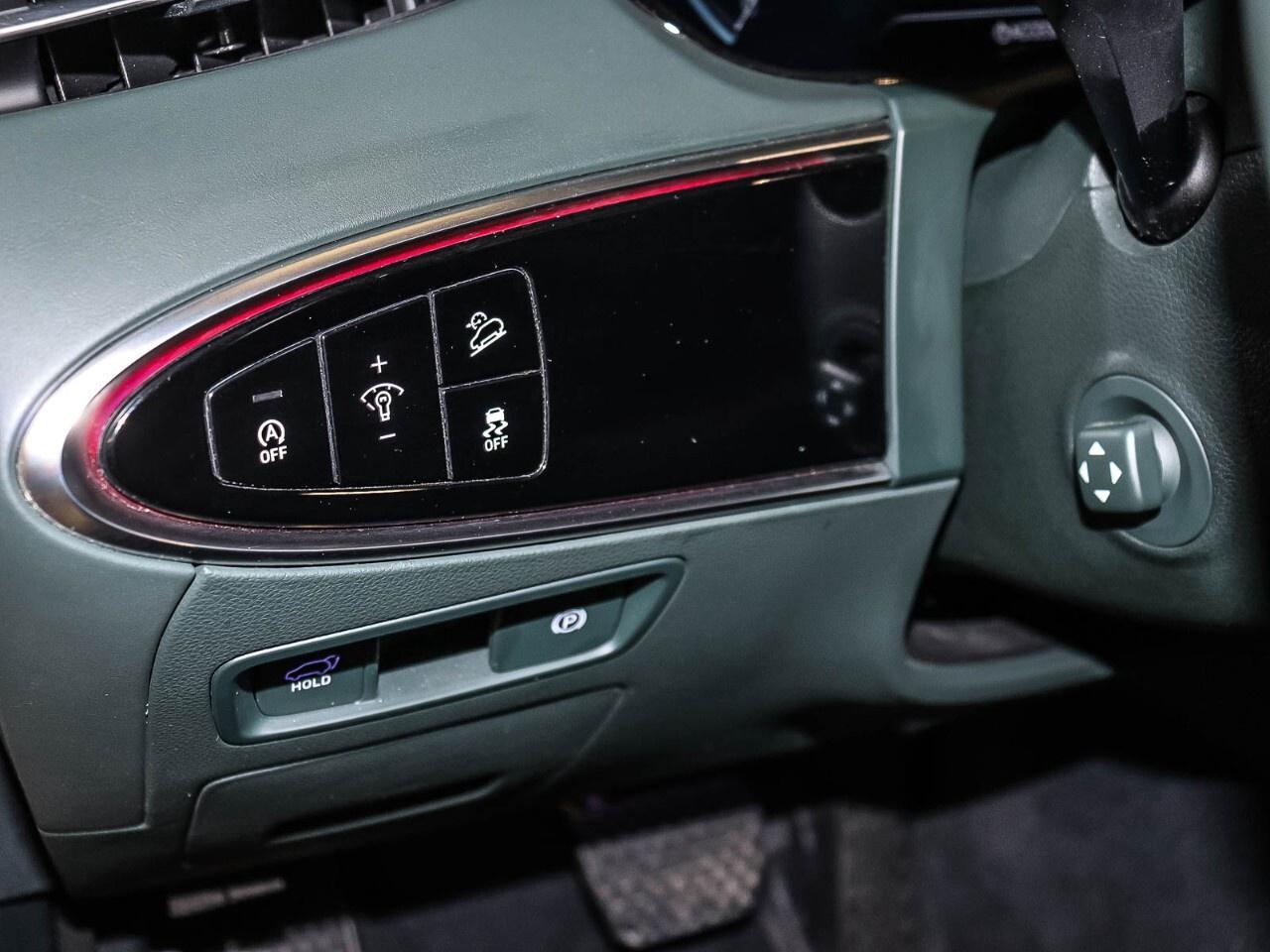 2024 Genesis GV70 2.5T Prestige AWD Photo