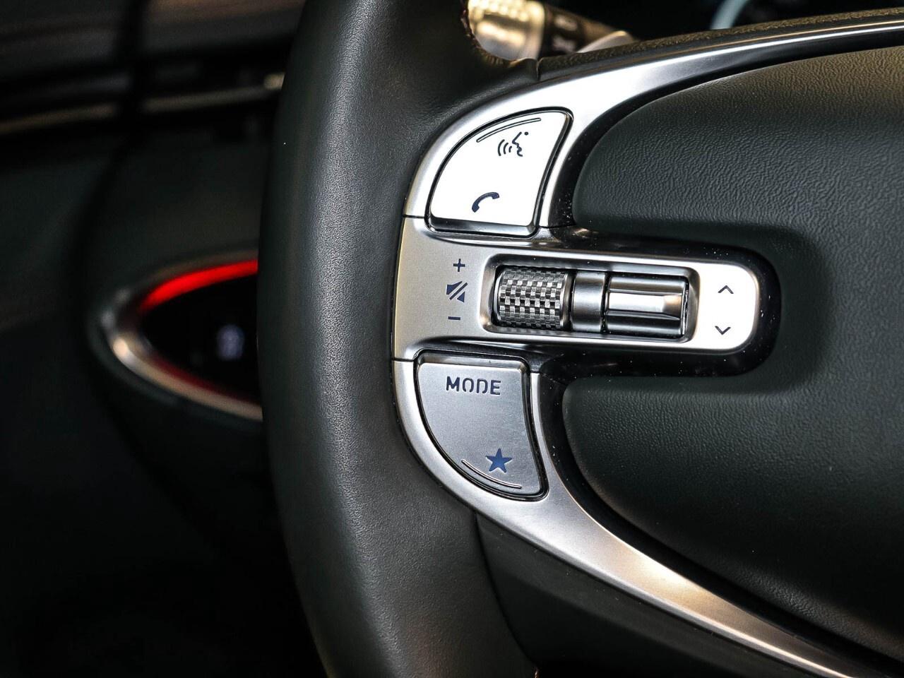 2024 Genesis GV70 2.5T Prestige AWD Photo