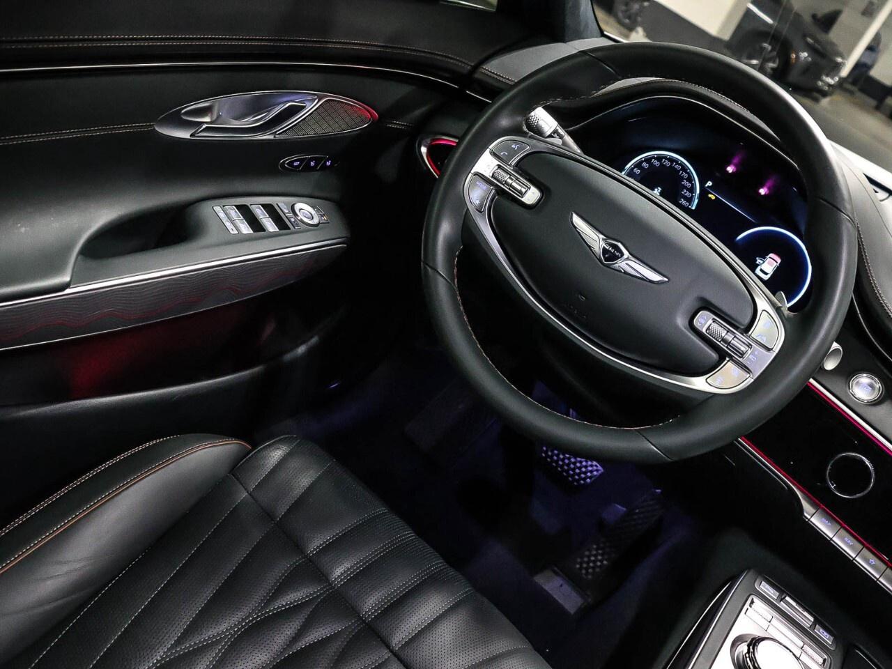 2024 Genesis GV70 2.5T Prestige AWD Photo