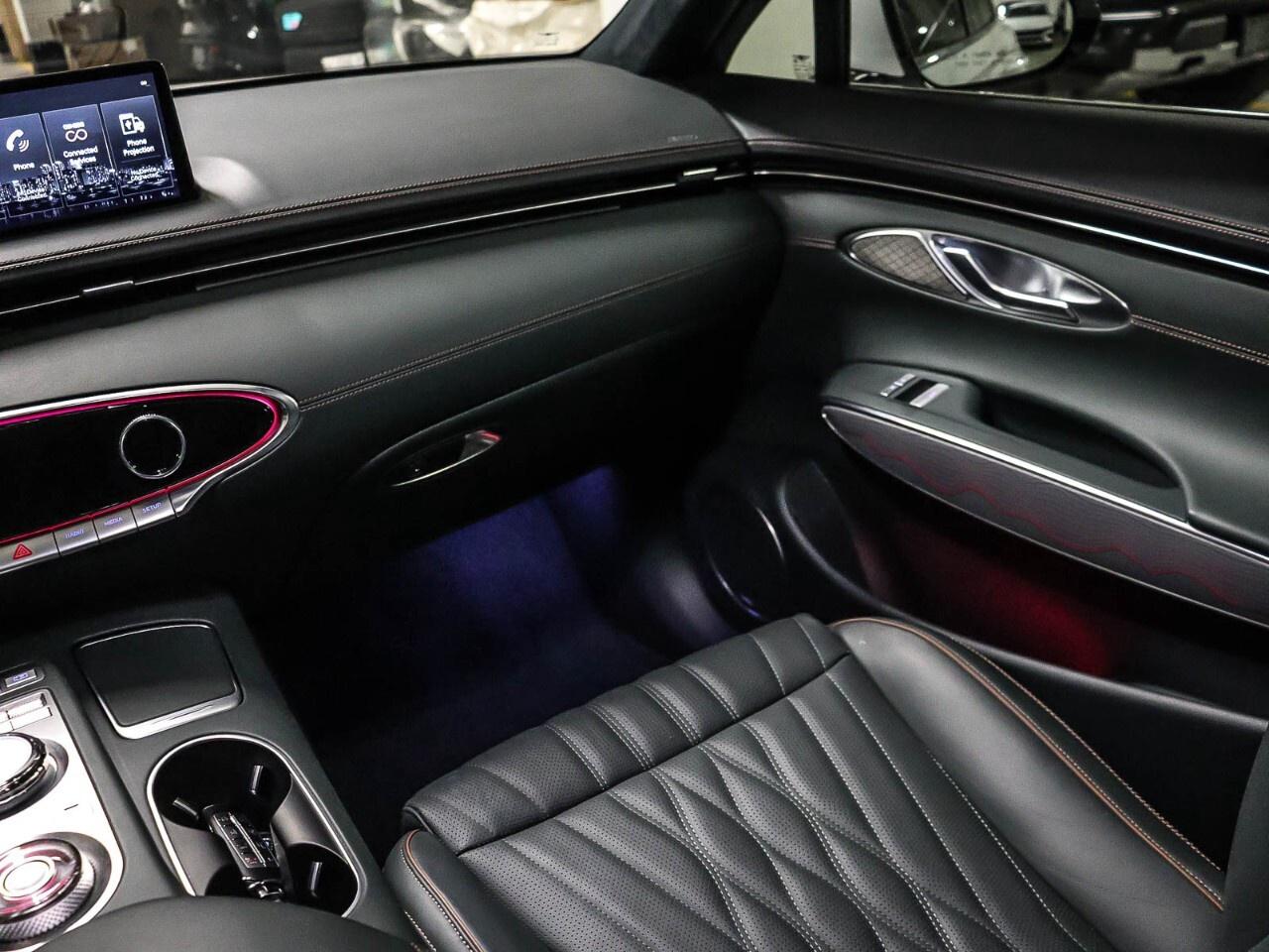 2024 Genesis GV70 2.5T Prestige AWD Photo