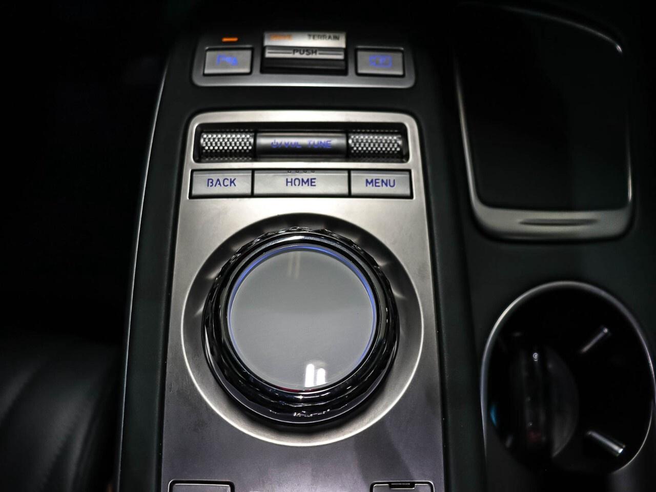 2024 Genesis GV70 2.5T Prestige AWD Photo