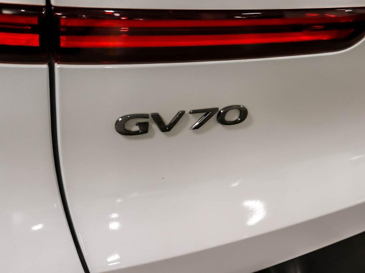 2024 Genesis GV70 2.5T Prestige AWD Photo