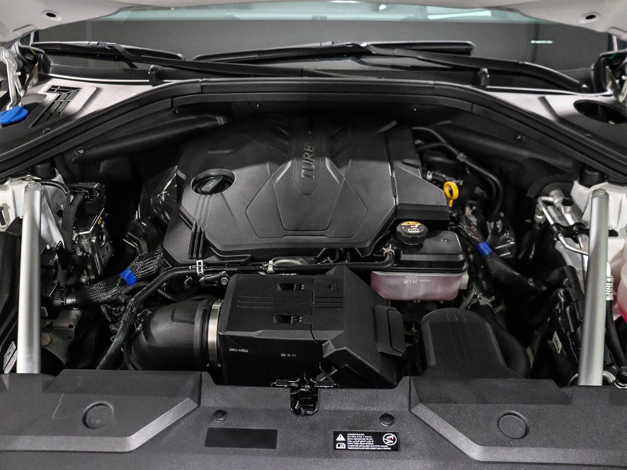 2024 Genesis GV70 2.5T Prestige AWD Photo