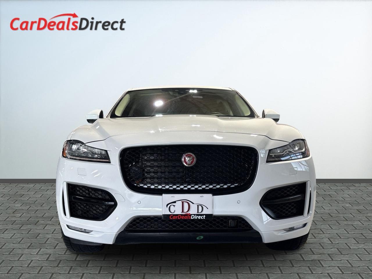 2018 Jaguar F-PACE 25t AWD R-Sport / Leather / Sunroof / Navi / B Cam Photo