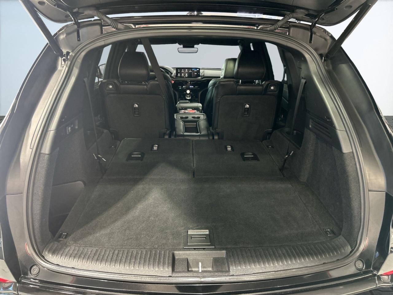 2023 Acura MDX A-Spec AWD / 7 Passenger / NAVI / Sunroof / Drive Photo