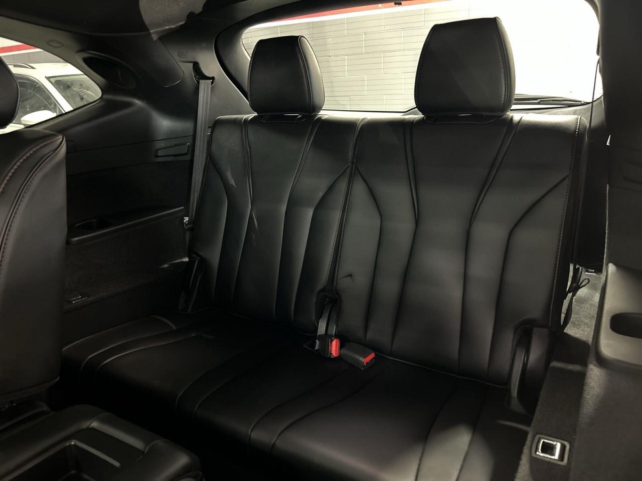 2023 Acura MDX A-Spec AWD / 7 Passenger / NAVI / Sunroof / Drive Photo