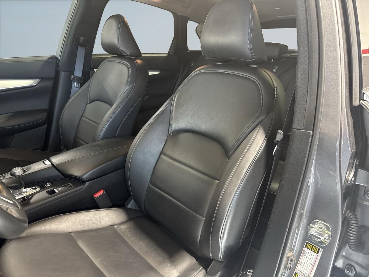 2021 Infiniti QX50 LUXE AWD / Sunroof / Android Auto / APPLE Carplay Photo