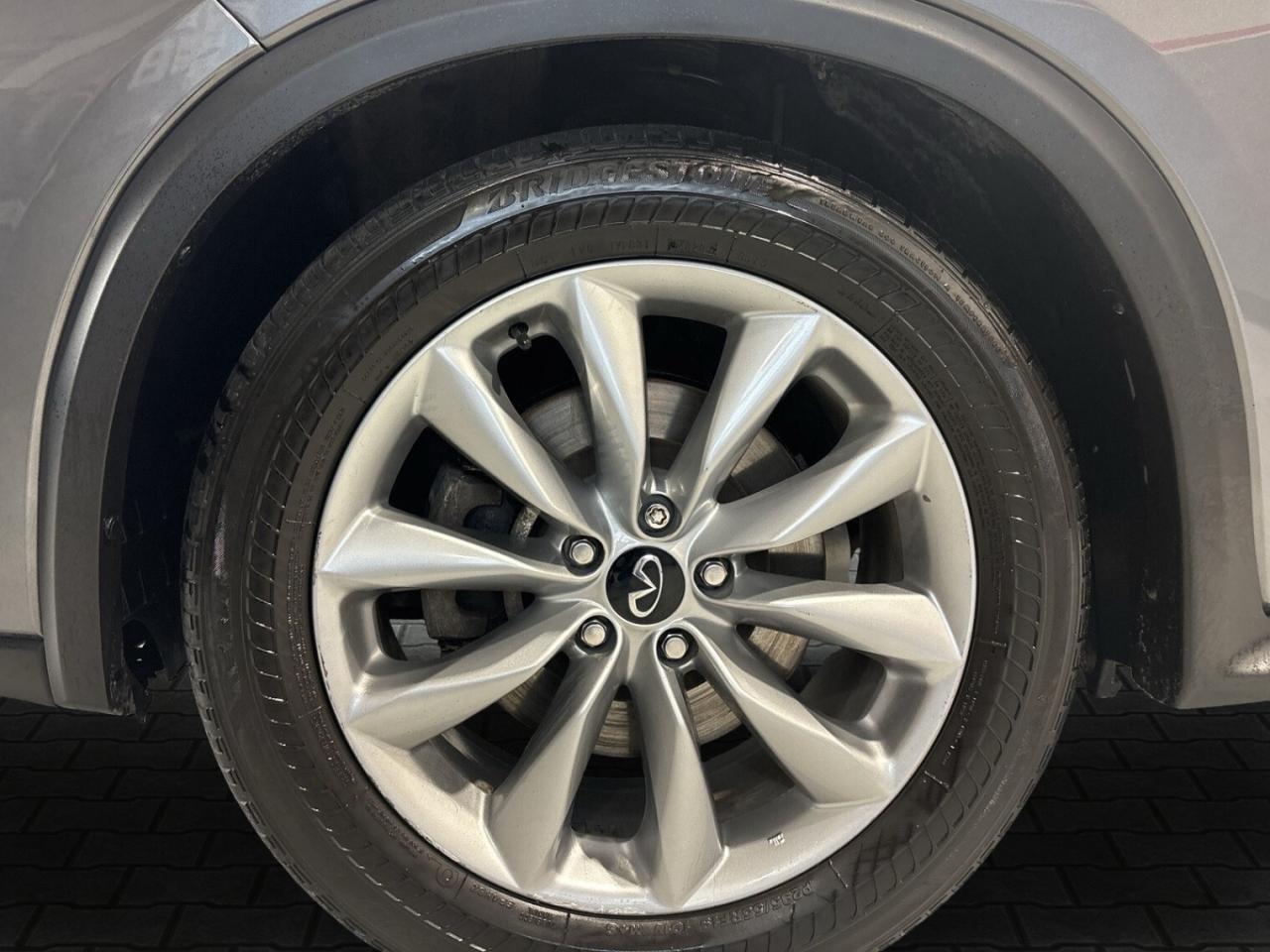 2021 Infiniti QX50 LUXE AWD / Sunroof / Android Auto / APPLE Carplay Photo