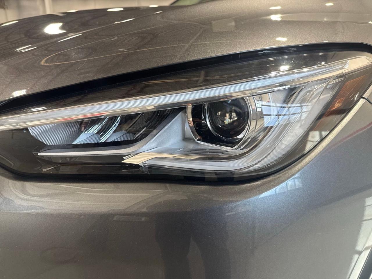 2021 Infiniti QX50 LUXE AWD / Sunroof / Android Auto / APPLE Carplay Photo