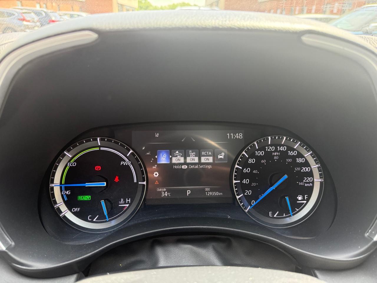 2020 Toyota Highlander Hybrid XLE AWD 8 SEATER, LEATHER, SUNROOF Photo