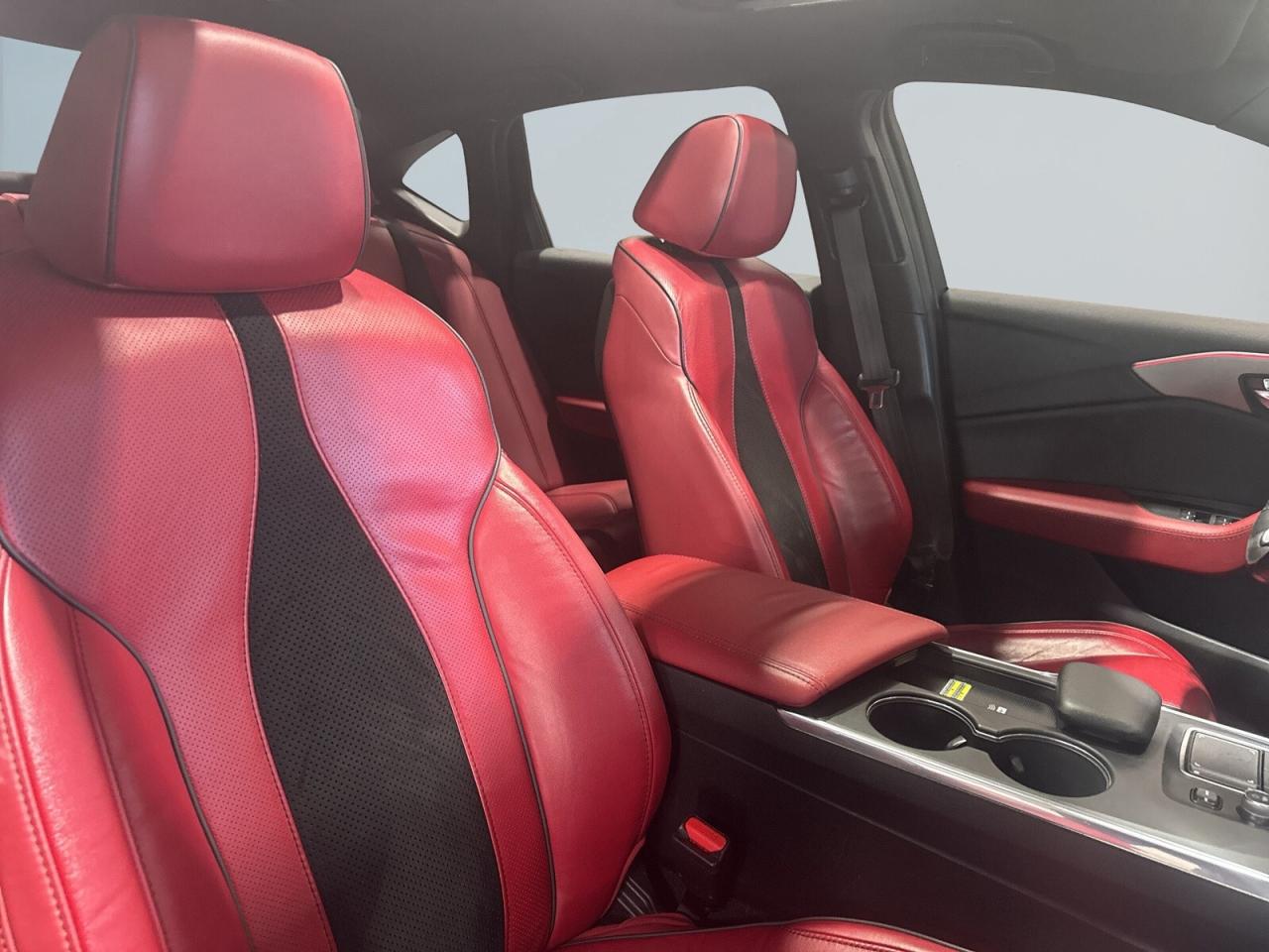 2022 Acura TLX A-Spec SH-AWD / Leather / Sunroof / Drive Assist / Photo