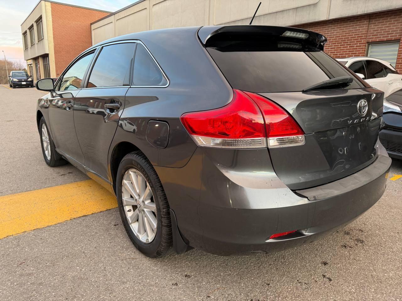 2009 Toyota Venza 4dr Wgn AWD, LEATHER , PANORAMIC ROOF Photo