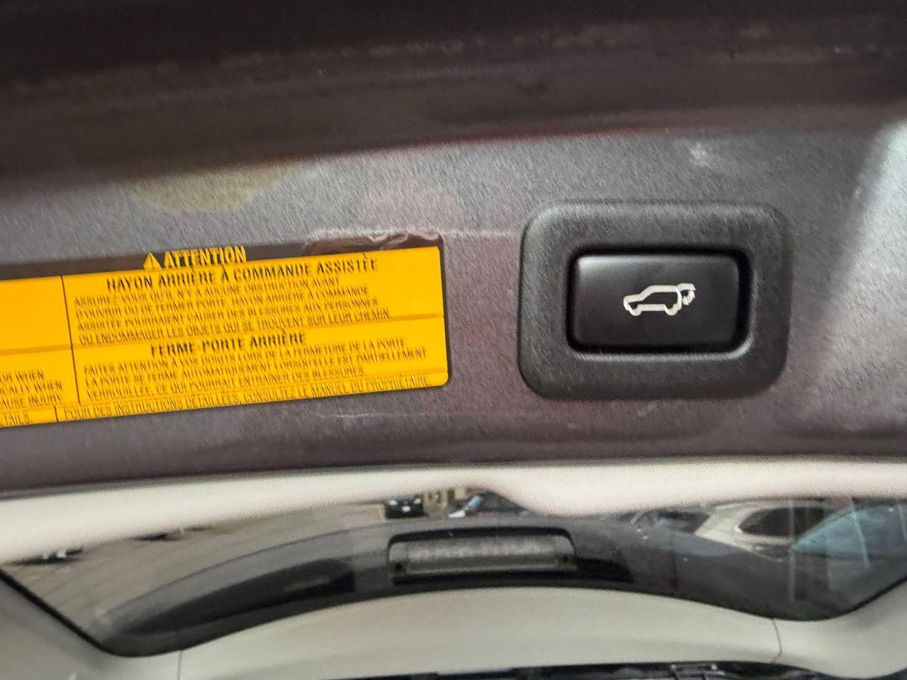 2009 Toyota Venza 4dr Wgn AWD, LEATHER , PANORAMIC ROOF Photo