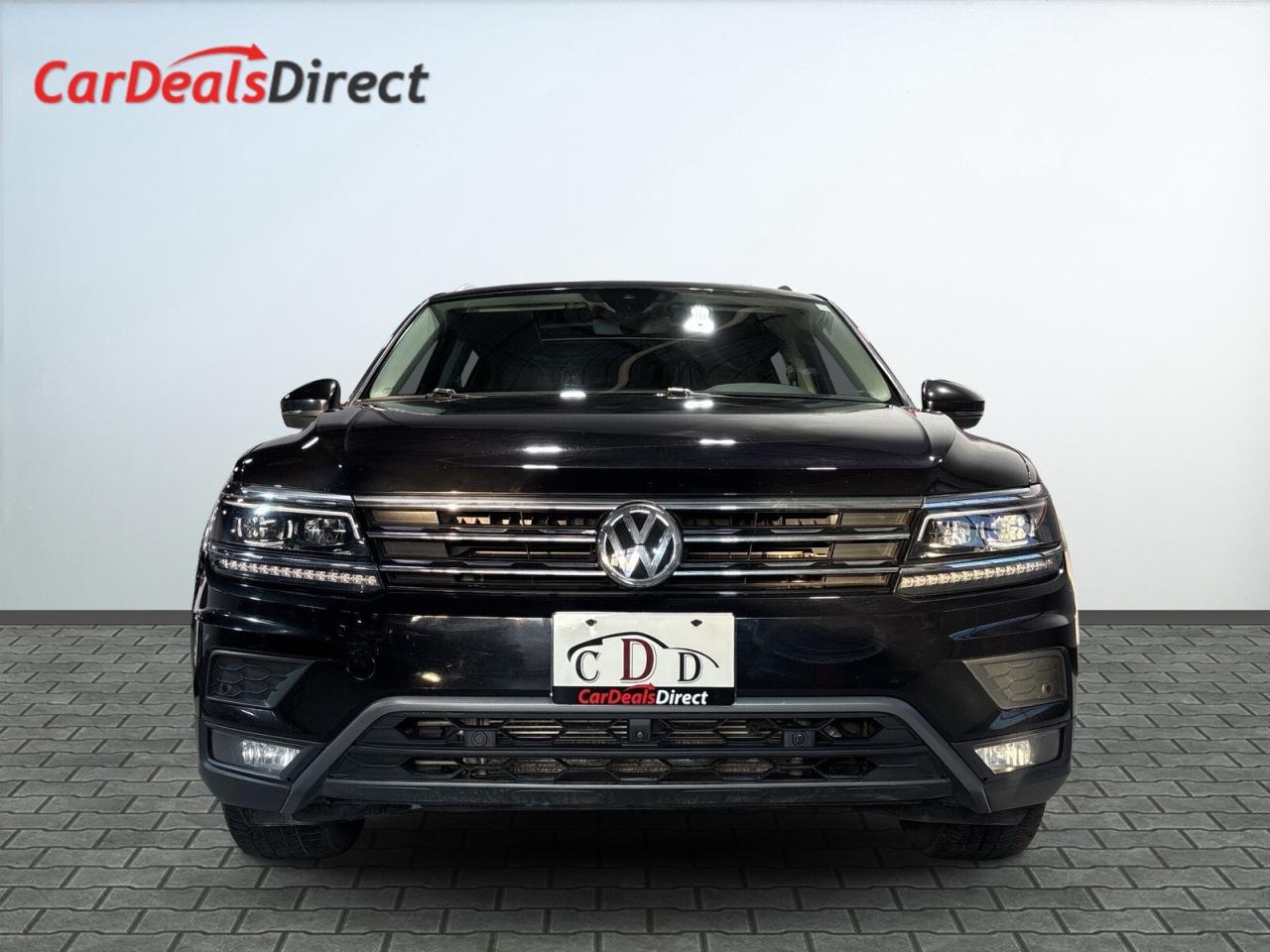 2018 Volkswagen Tiguan Highline 4MOTION / Leather / NAVI / Sunroof / Remo Photo