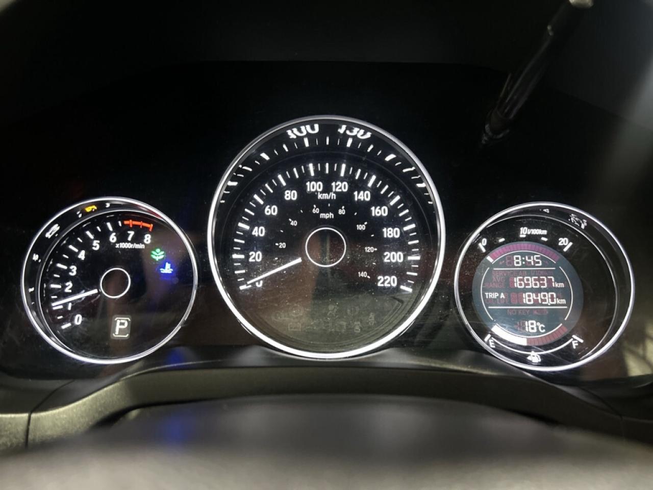 2017 Honda HR-V Sporty LX AWD   Heated Seats   Backup Cam   All Ne Photo