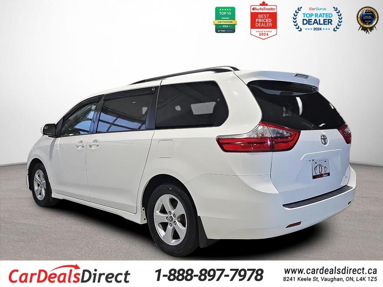 2020 Toyota Sienna LE 8-Passenger / Back Up Cam / Bluetooth / Heated Photo