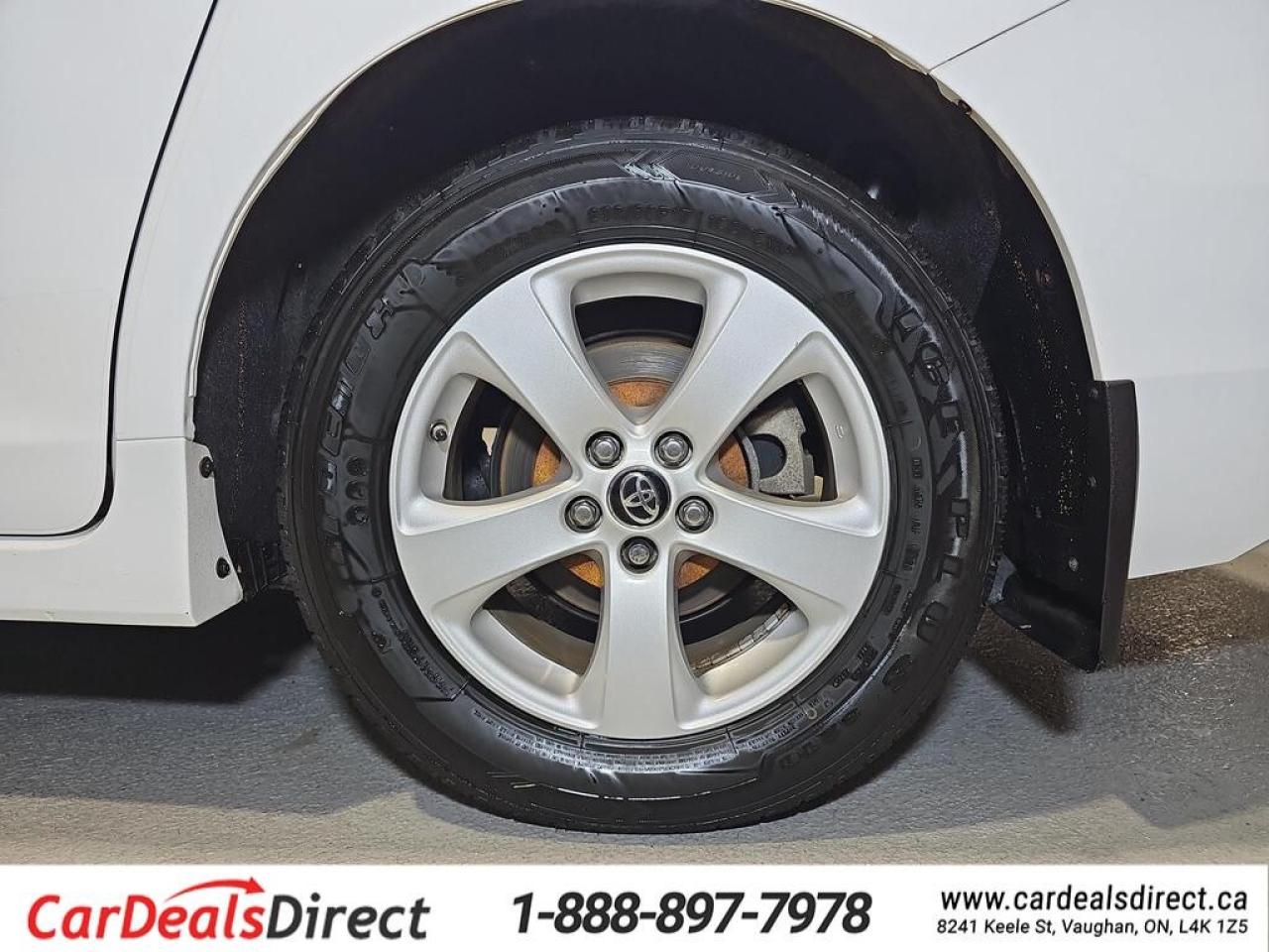 2020 Toyota Sienna LE 8-Passenger / Back Up Cam / Bluetooth / Heated Photo