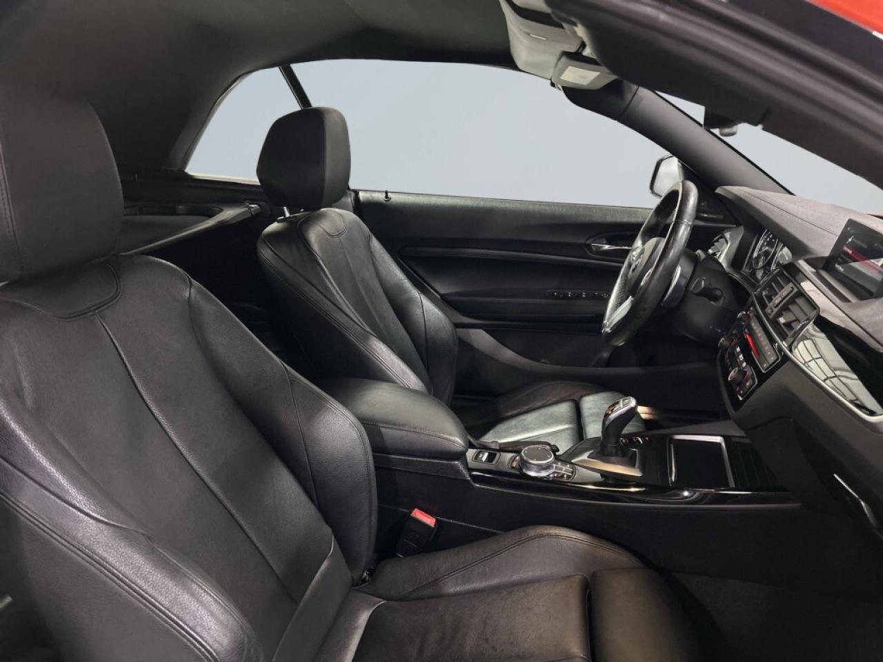 2018 BMW 2 Series M240i xDrive Cabriolet / Rare color / NAVI / Prist Photo